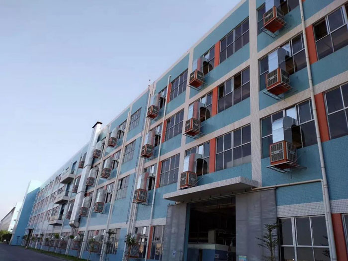 廠房降溫用什么設(shè)備好 潤(rùn)東方環(huán)?？照{(diào)告訴你