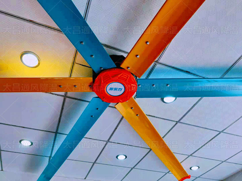 梅雨季節(jié)，工業(yè)大風扇助力工業(yè)防潮除濕