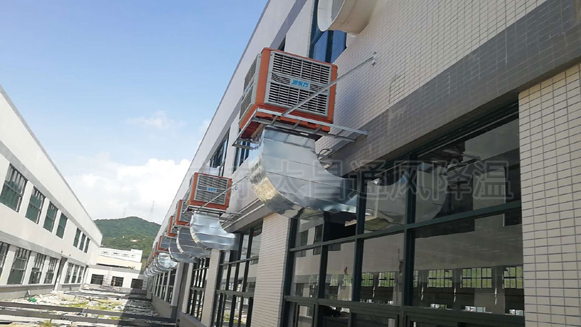 車間降溫都配置安裝節(jié)能環(huán)保空調，降溫效果好到爆