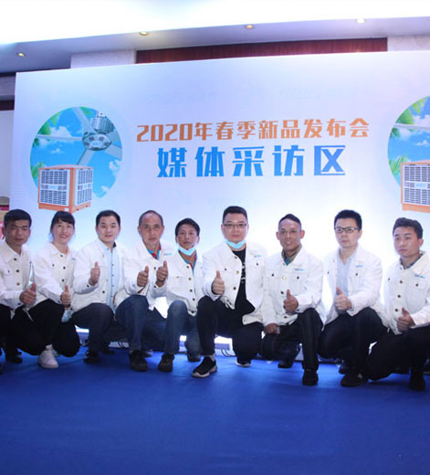 大型車間采用負(fù)壓風(fēng)機(jī)和環(huán)?？照{(diào)通風(fēng)降溫的特點(diǎn)